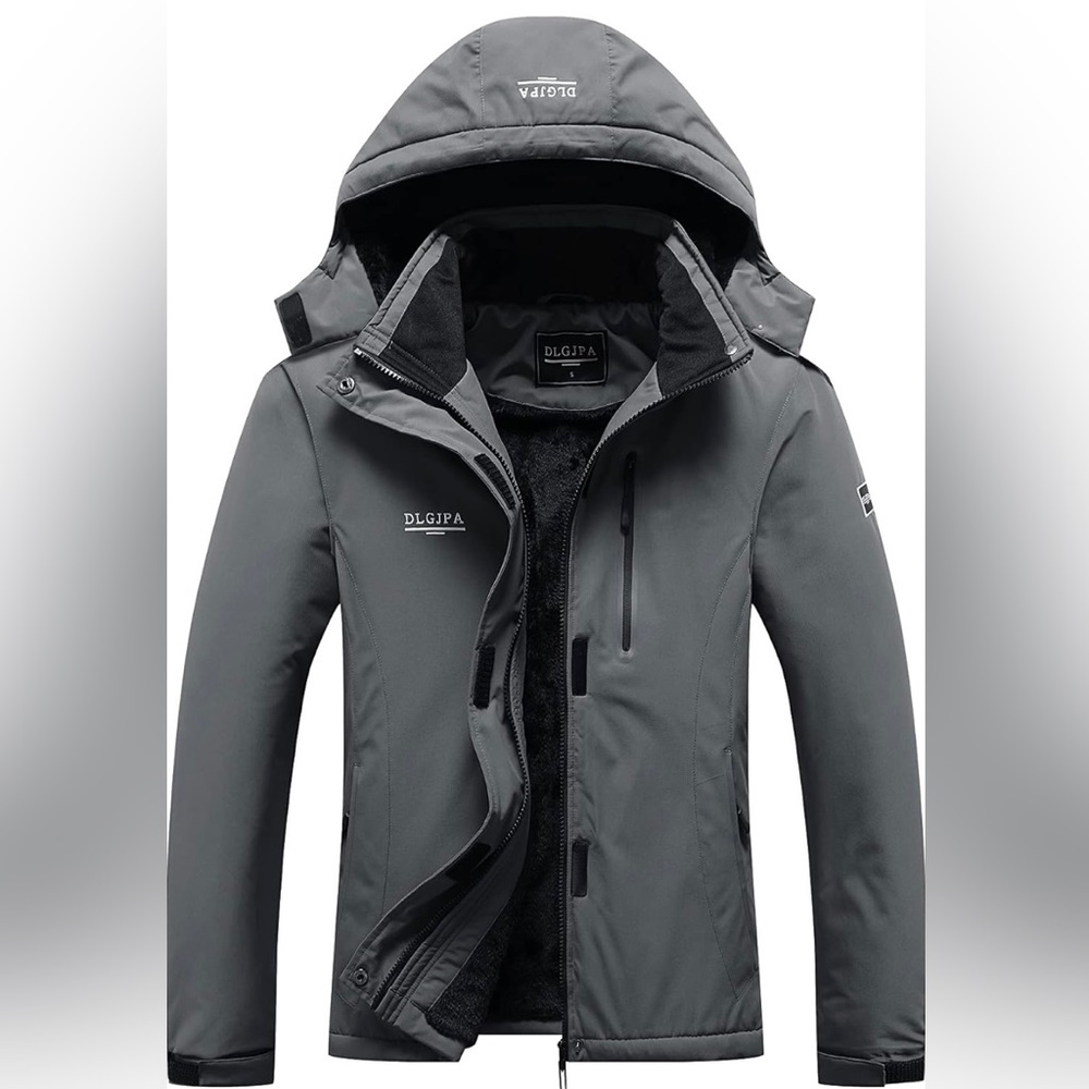 Women's Mountain Waterproof Ski Jacket Hooded. Dark Gray. NWT. Size XL
